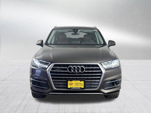 2019 Audi Q7 45 Premium Plus