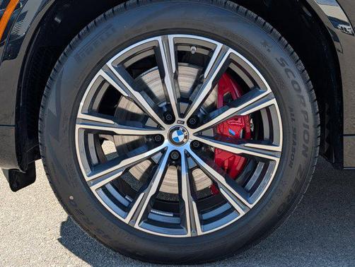 Black Sapphire Metallic 2026 BMW X6 xDrive40i