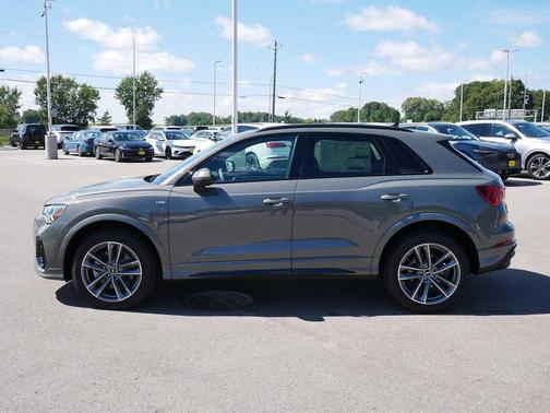 Chronos Gray Metallic 2025 Audi Q3 Premium 45 TFSI S line quattro Tiptronic