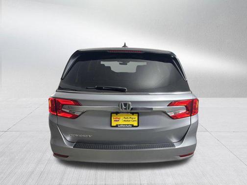 Lunar Silver Metallic 2019 Honda Odyssey EX-L w/Navigation/RES