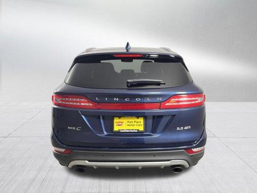 2015 Lincoln MKC Base