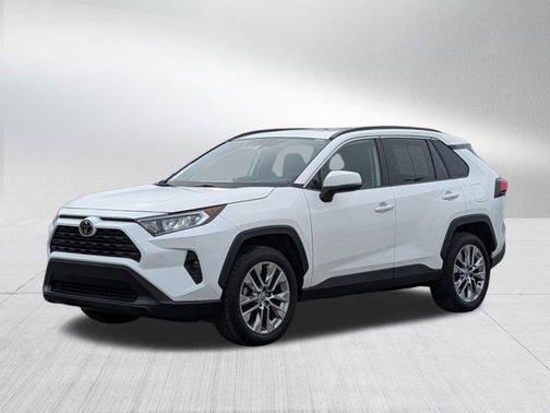 2020 Toyota RAV4 XLE Premium