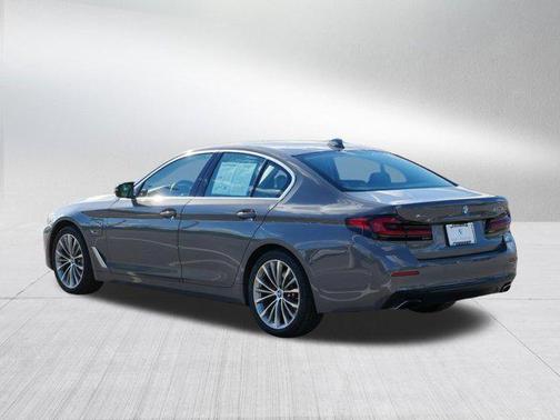 2022 BMW 530e Base