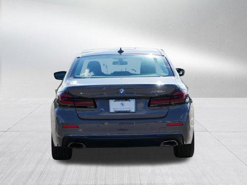 2022 BMW 530e Base
