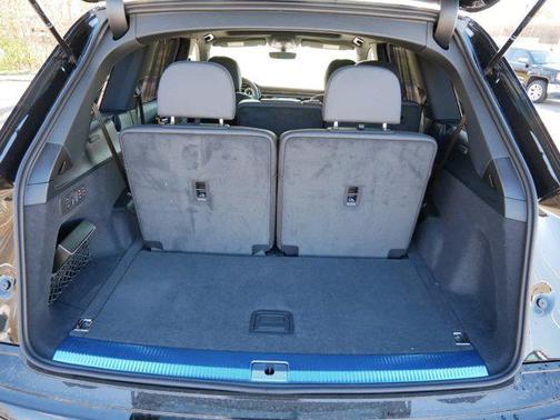 2025 Audi Q7 55 Prestige