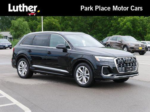 2025 Audi Q7 55 Prestige