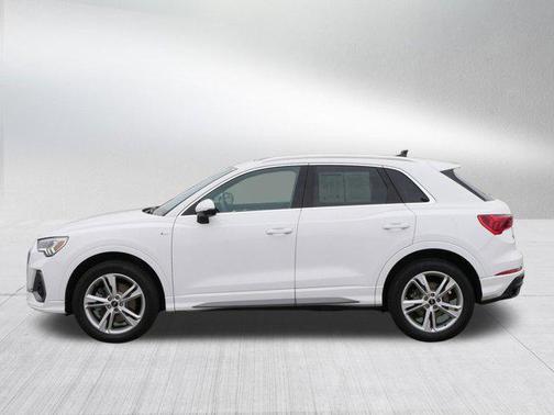 2023 Audi Q3 45 S line Premium Plus