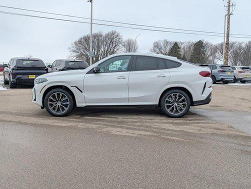 2026 BMW X6 M60i
