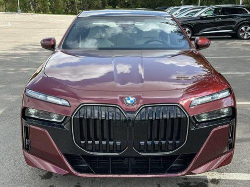 2026 BMW 760 760i xDrive