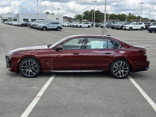 2026 BMW 760 760i xDrive