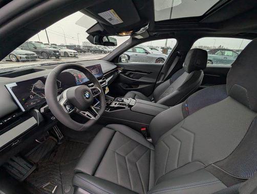 2026 BMW 530 i xDrive