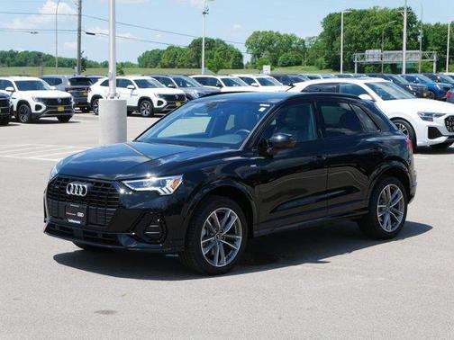 2025 Audi Q3 Premium 45 TFSI S line quattro Tiptronic