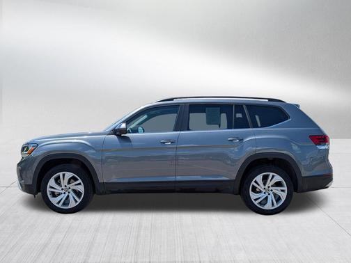 Platinum Gray Metallic 2023 Volkswagen Atlas 2.0T SE w/Technology 4MOTION