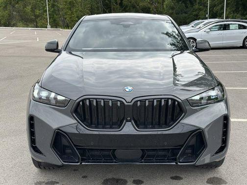 2026 BMW X6 xDrive40i