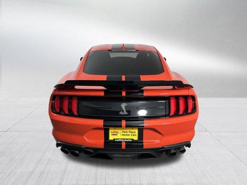 2022 Ford Shelby GT500 Base