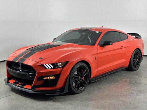 2022 Ford Shelby GT500 Base