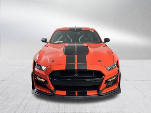2022 Ford Shelby GT500 Base