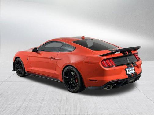 2022 Ford Shelby GT500 Base