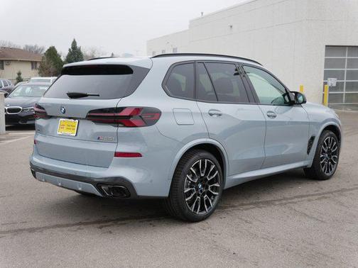 2026 BMW X5 M60i