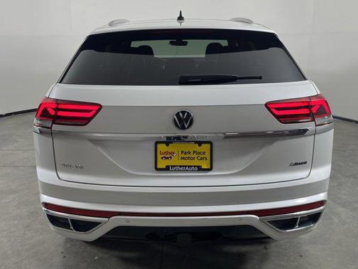 2023 Volkswagen Atlas Cross Sport 3.6L V6 SEL Premium R-Line