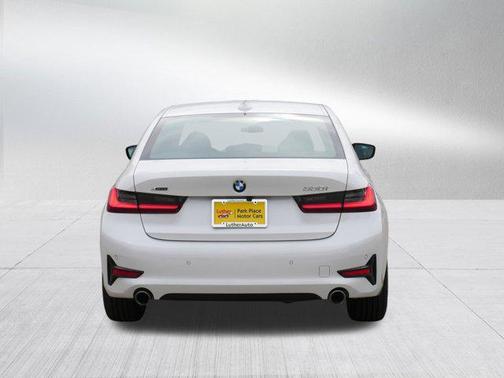 2022 BMW 330 xDrive