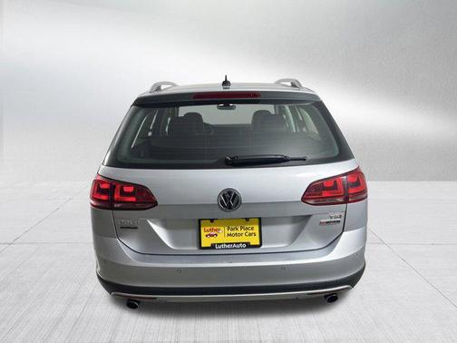 2017 Volkswagen Golf Alltrack TSI SEL