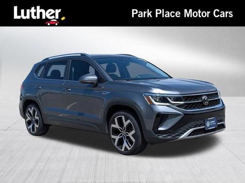 Platinum Gray Metallic 2023 Volkswagen Taos 1.5T SEL