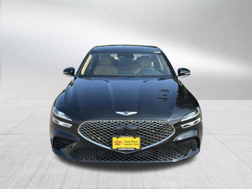 2022 Genesis G70 2.0T AWD