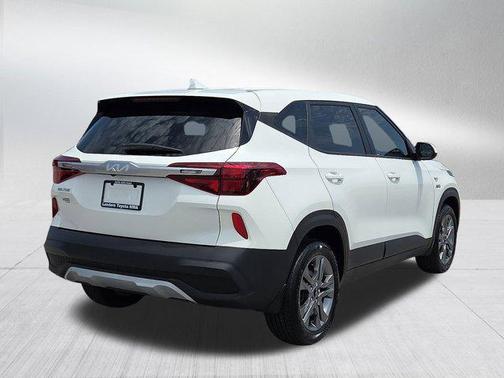 2023 Kia Seltos LX