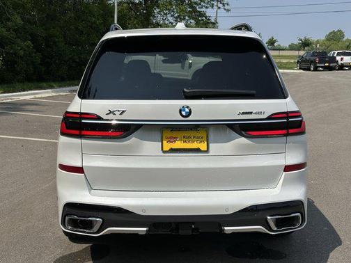 2026 BMW X7 xDrive40i