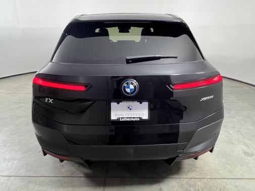 Black Sapphire Metallic 2022 BMW iX xDrive50
