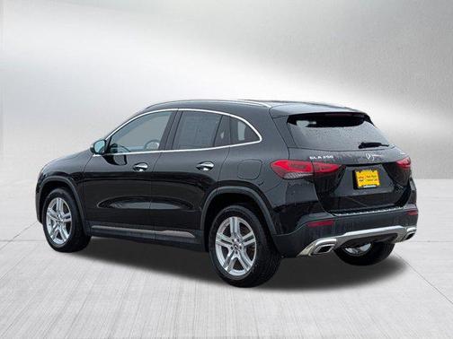 2021 Mercedes-Benz GLA 250 Base 4MATIC