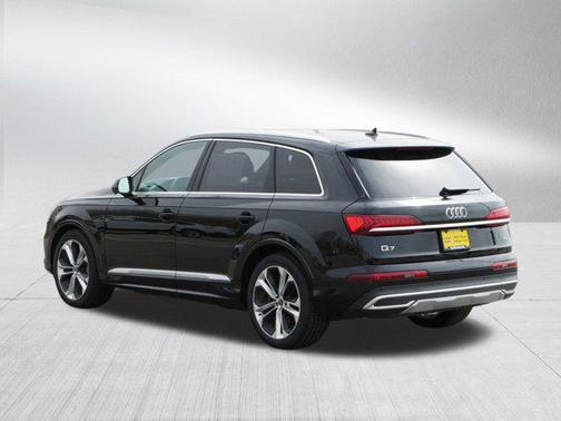 2022 Audi Q7 55 Prestige