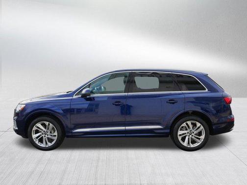 2022 Audi Q7 55 Premium Plus