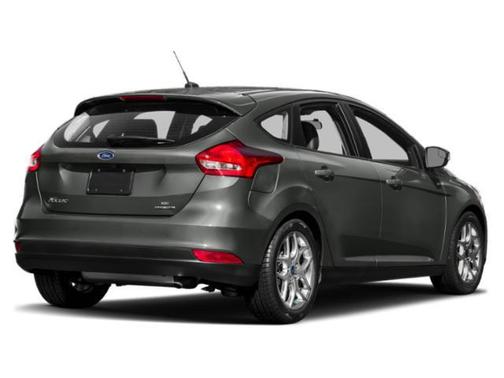 Magnetic 2015 Ford Focus SE
