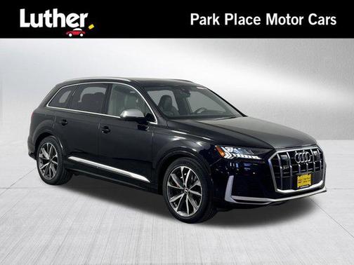 Orca Black Metallic 2021 Audi SQ7 4.0T Prestige