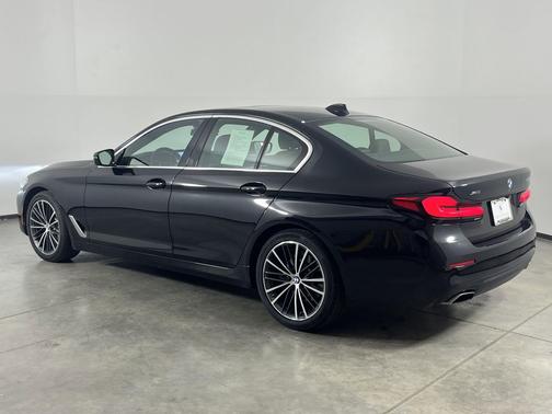 Black Sapphire Metallic 2023 BMW 530 i xDrive