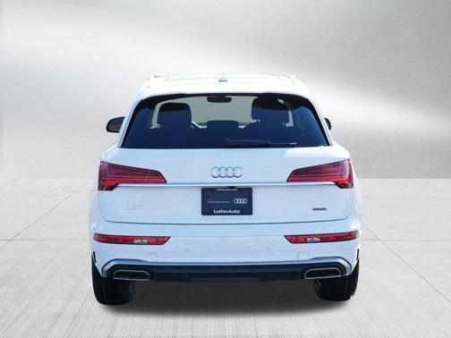 2022 Audi Q5 45 S line Premium Plus