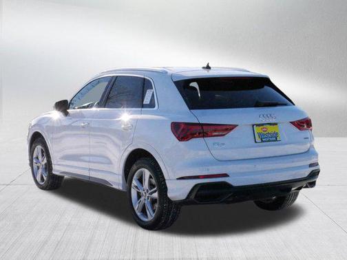 2022 Audi Q3 45 S line Premium Plus