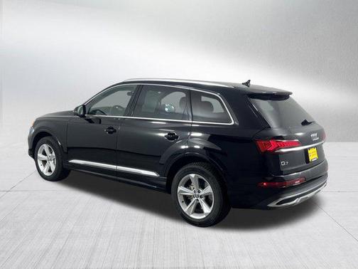 2020 Audi Q7 55 Premium