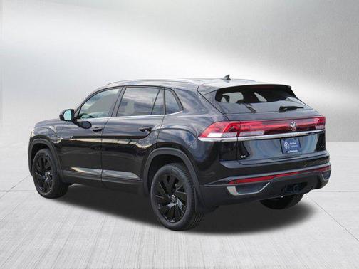 2025 Volkswagen Atlas Cross Sport 2.0T SE w/Technology 4MOTION