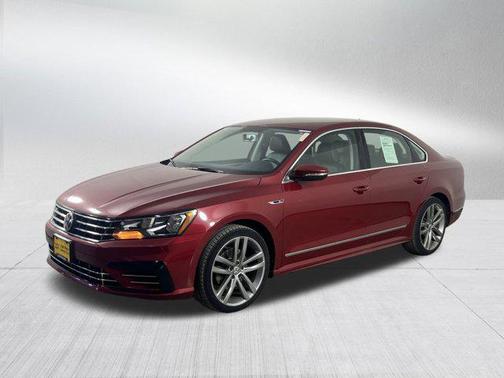 2017 Volkswagen Passat 1.8T R-Line w/Comfort