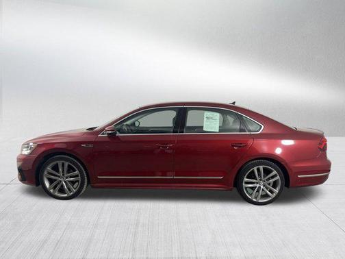 2017 Volkswagen Passat 1.8T R-Line w/Comfort