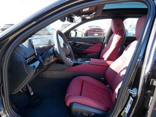 2026 BMW 550e xDrive