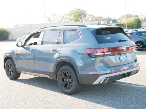2024 Volkswagen Atlas 2.0T SEL