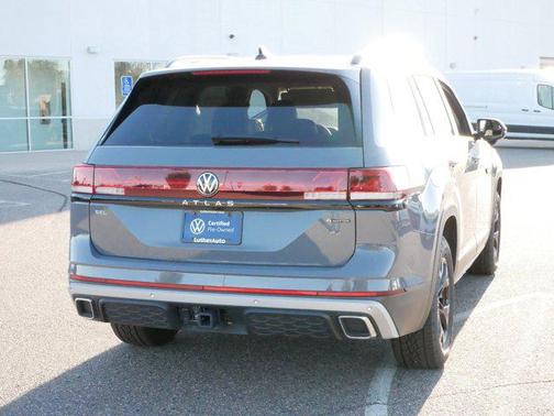 2024 Volkswagen Atlas 2.0T SEL