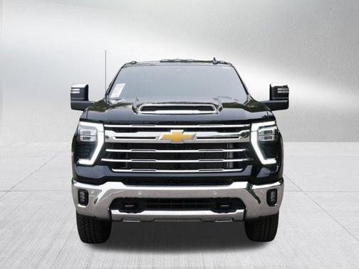 2025 Chevrolet Silverado 3500 LTZ