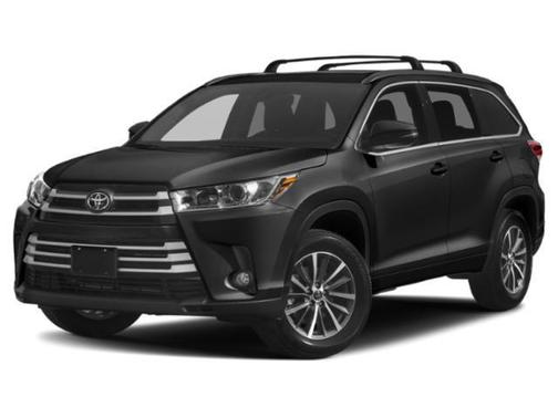 Midnight Black Metallic 2018 Toyota Highlander XLE