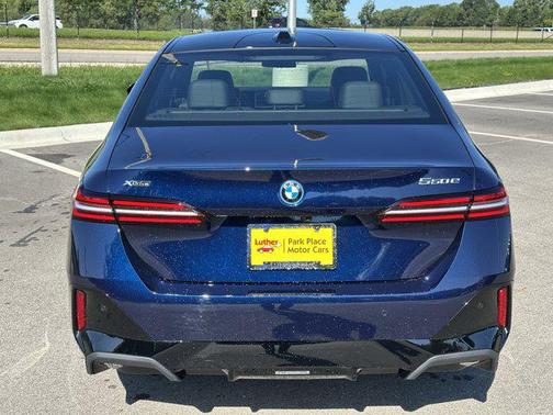 2026 BMW 550e 550e xDrive