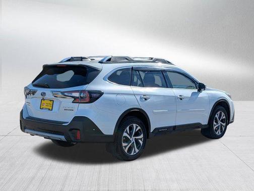 2022 Subaru Outback Touring XT